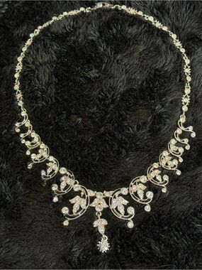 Stunning! Tara Vanessa - Crystal Vine Pendant Necklace, a Timeless Statement